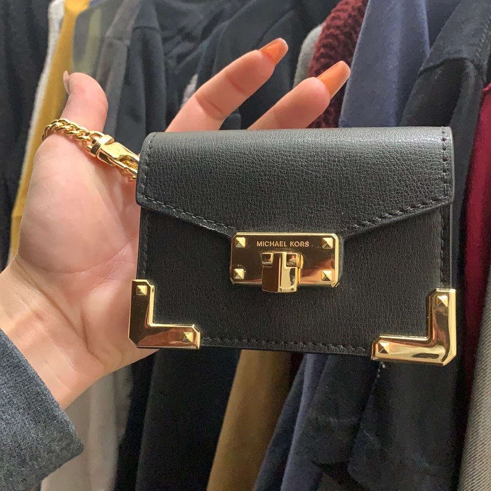 🎀 Michael Kors “Kinsley “ Accordion Card Holder